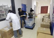 爱心物资暖残心 公益联动筑友好