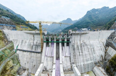 Construction of Daxingzhai Reservoir in Full Swing Despite Harsh Winter Weather