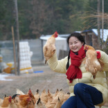 田坎侃丨村里下雪啦，烤只窑鸡来当下午茶