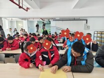 残健融合暖冬日 指尖温情筑初心