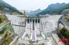 鏖战寒冬保进度 筑牢阀门守安全