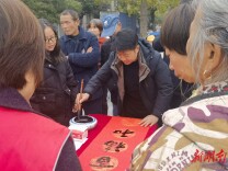 省2026年“双送”文艺惠民活动走进茶陵县桃坑乡虎塘社区