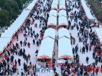 年货大街人气旺