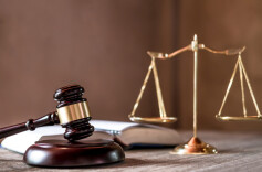 六旬老人跟团北京5日游，连续两天凌晨集合，第3天猝死！法院判了