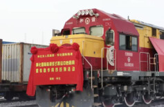 打通陆港集疏运体系“最后一公里”，怀化国际陆港铁路专用线开通