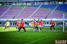 百余名选手竞逐18个席位 “湘超”长沙队选拔“新鲜血液”