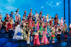 “家”的舞台！中央广播电视总台《2026年春节联欢晚会》完成第二次彩排