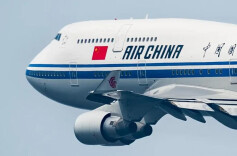 中国国航辟谣“女机长被国航解聘后养蜂卖蜜”：均非国航员工，保留追责权利