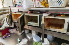 骑手举报“脏”外卖刷屏全网，网友：建议各地推广！