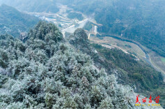 组图 | 战低温保进度！吉首大兴寨水库溢流坝段浇筑忙