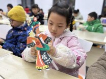 趣味皮影DIY！卢浮社区让孩子玩转非遗