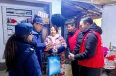 靖州：消防关爱暖新春，安全守护进家门