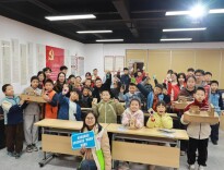 趣味科技润童心 校社共建启新程