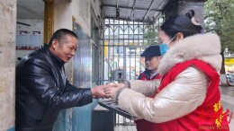 心街坊社区：粥香暖腊八 邻里聚情长