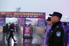 护航群星音乐节，洞口公安交出平安答卷