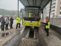 华容县多部门联动 保障春运安全