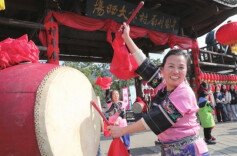 乡村集市年味浓@湖南日报图片新闻