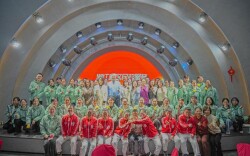 温情满新区 同心向未来