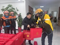 高云社区：凛冬送暖 情系一线