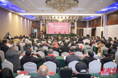 娄底：笔墨春秋写华章