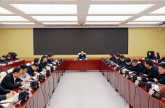 毛万春在省审计厅调研