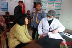 涟源市：情暖乡村迎新春 惠民服务暖人心