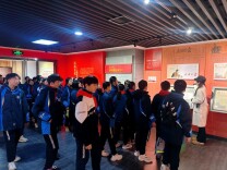 长沙麓山国际实验学校：以笔为戎担使命 薪火相传启新篇