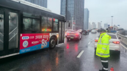 长沙61个交警岗亭化身“骑手驿站”，骑手遇交通事故优先就诊，热门商圈设专属临时停车位