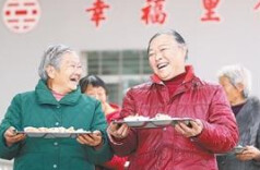 服务“一老一小”，村（居）委会分内事