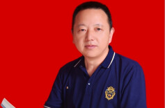 甘为阅读“点灯人”——记临湘市第七中学阅读专干戴德保