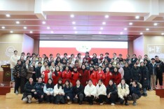 怀化市鹤城区第二幼儿园：欢乐总动员 同心向未来