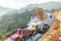 S222省道双峰县沙塘乡段进入最后施工阶段|湖南日报·图片新闻
