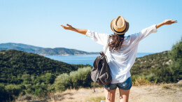 无人机“黑飞”纳入治安处罚范围！假期旅拍请注意