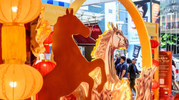 马来西亚：马年装饰迎春节