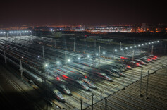 “陆地航母”集结完毕，长沙125组动车整装待发｜春运2026