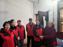 新化县上梅街道心系“一老一小”