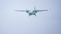 国产新型无人机彩虹YH-1000S成功首飞