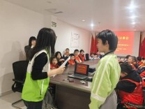 “雷锋少年来敲门”暖冬行动：沙湾少年携手守护家园平安