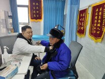 医者仁心铸辉煌——记常宁市第四人民医院李优医生的无悔坚守