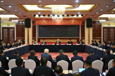 沈晓明参加岳阳市代表团审议