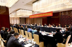 毛万春参加湘西州代表团审议@湖南日报