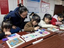 当消防安全“邂逅”创意手工：这个寒假，南站社区的孩子这样过！