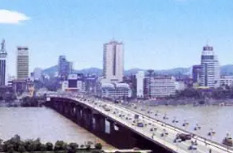 “株洲秀”：一场时尚首秀背后的产业升级密码