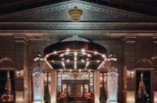 英皇娱乐酒店卖出79公斤黄金，原本放在大堂