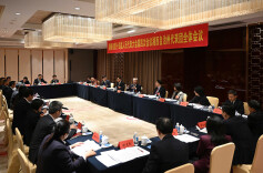 沈晓明参加湘西州代表团审议