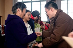 湖南师大附中师生开展送温暖公益行活动