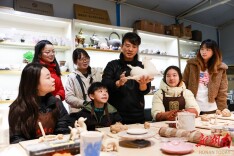 People Make Ceramic Horses for Chinese New Year