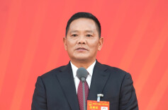 代表通道直击丨刘万云：以法治明是非，用情理暖人心