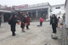 湘西州民族中医院退休职工团建超暖心