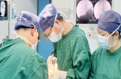 在生命要道上“拆弹”：高难度脊柱肿瘤手术助瘫痪患者重迈人生步伐